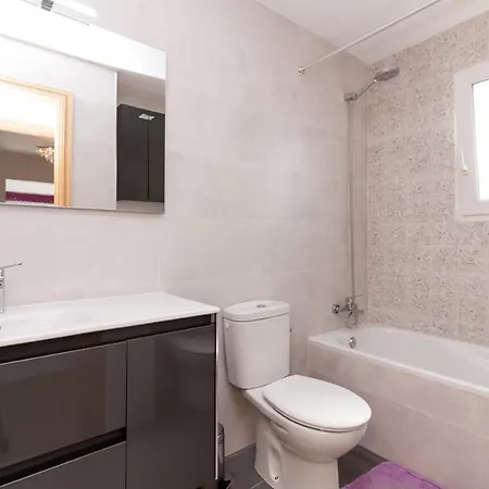 La Noria Garden House Canovas * Nerja