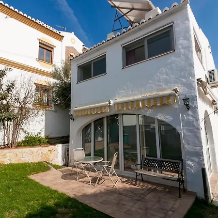 La Noria Garden House Canovas * Nerja